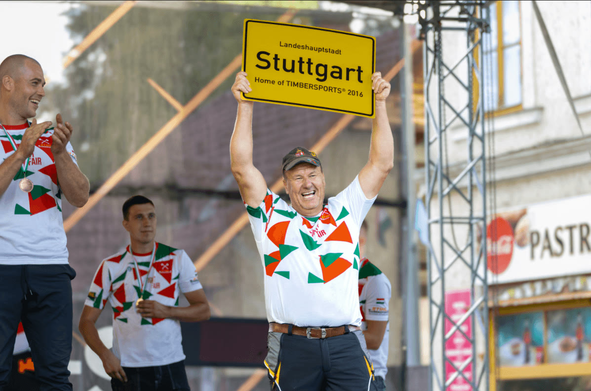 Stuttgart-tábla a jászberényi STIHL TIMBERSPORTS eredményhirdetésen